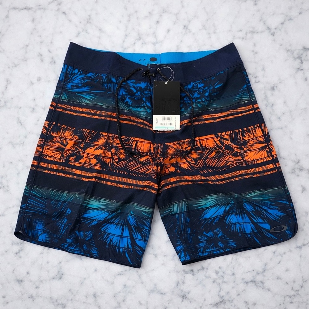 Oakley Board Shorts 34 Blue Orange Tropical Surf Swim Trunks NWT $60 Retail